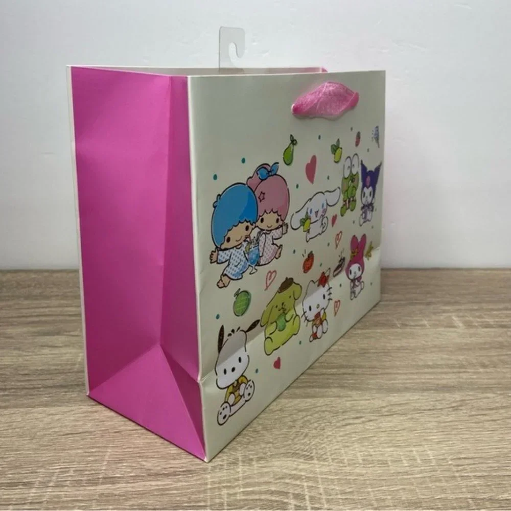 Hello Kitty & Friends Gift Wrap Bag NEW
